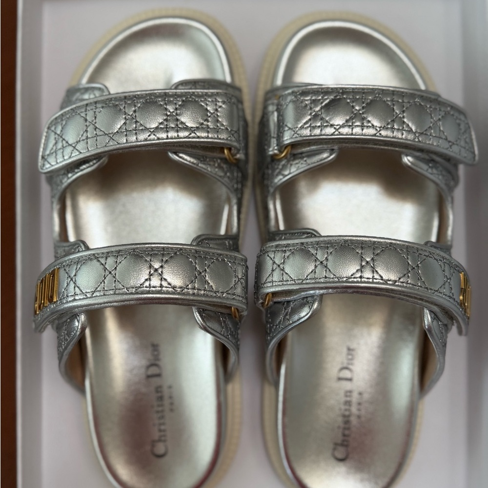Dior Or Dioract Slide Silver Quilted Lambskin - Picture 6 of 11